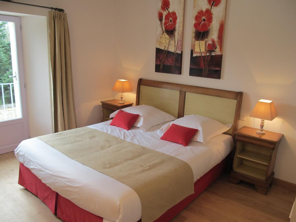 Au Domelia Provinois Hotel Cerneux Habitación foto